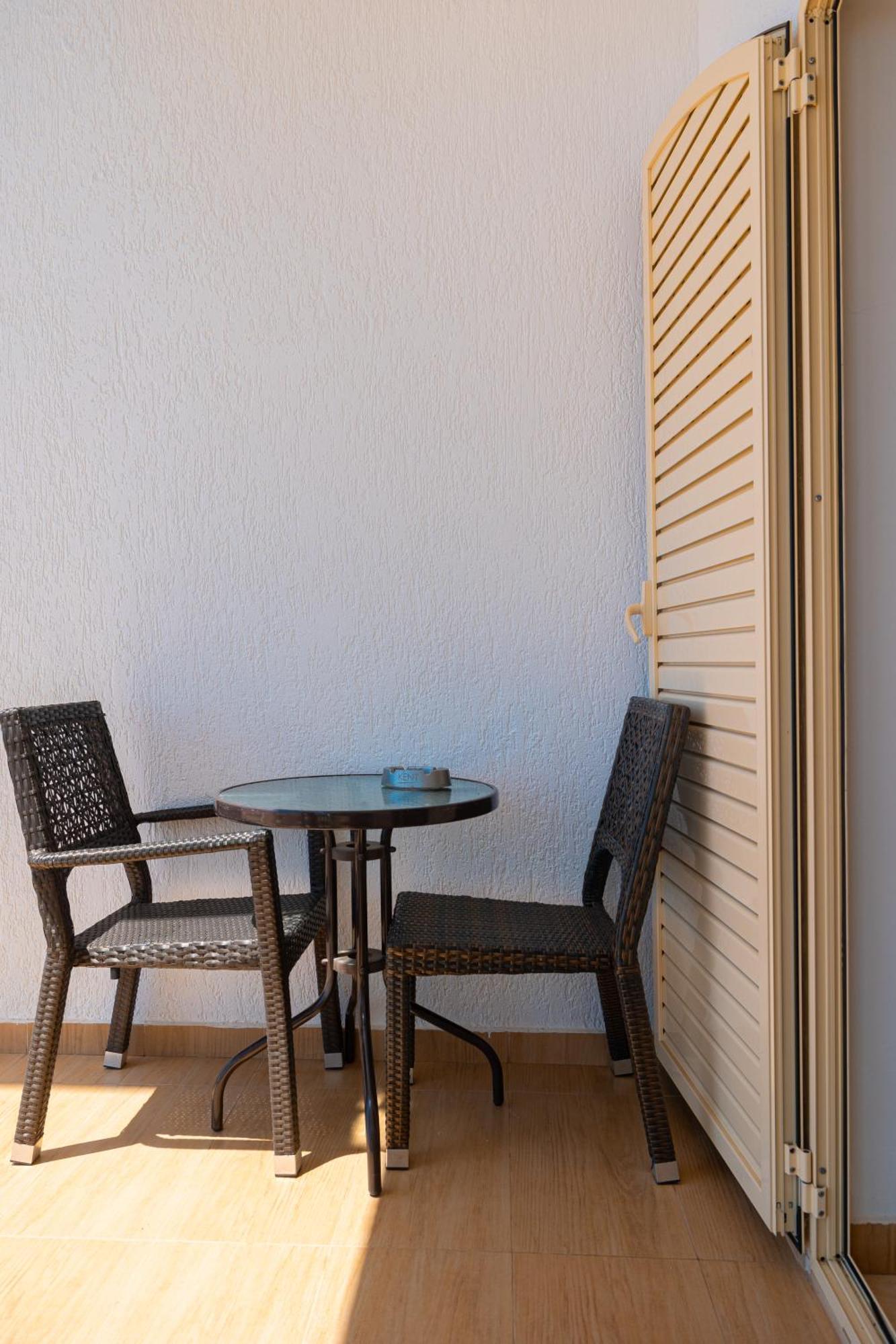 Royal Blue Hotel Dhermi Luaran gambar
