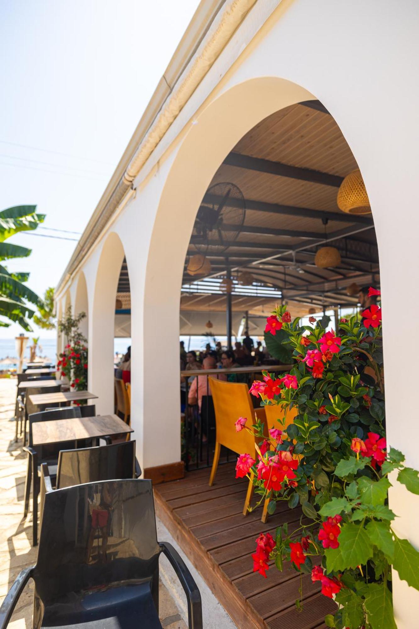 Royal Blue Hotel Dhermi Luaran gambar