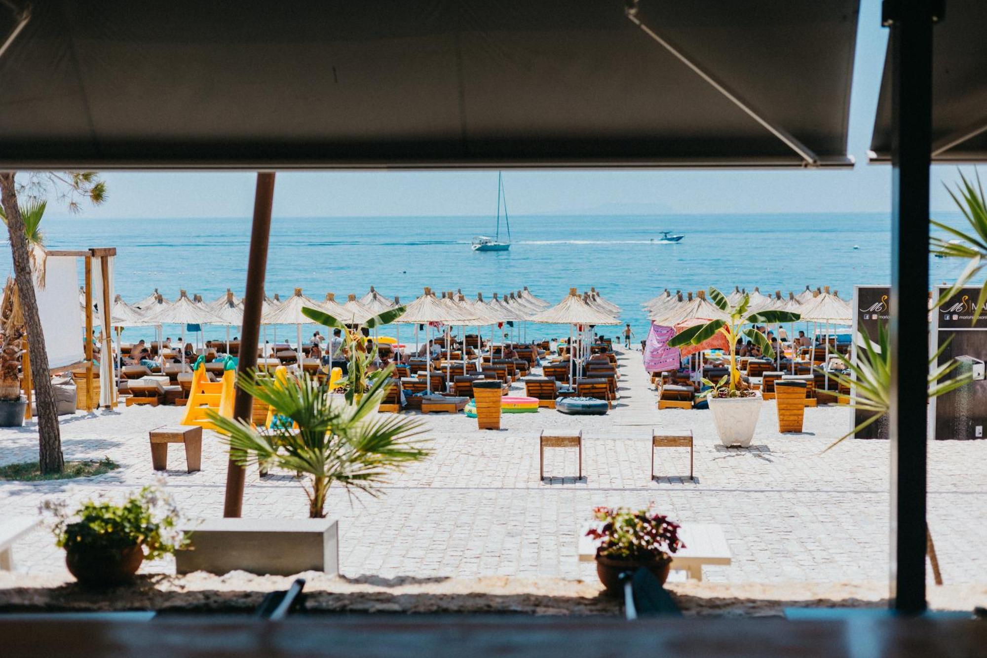 Royal Blue Hotel Dhermi Luaran gambar